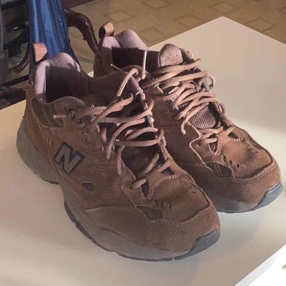 New Balance Chocolate Brown Athletic Shoes